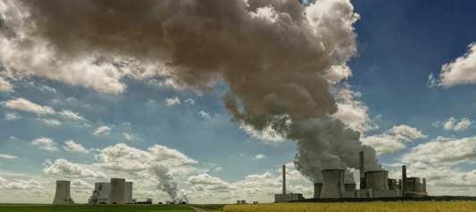 5 Ways Air Pollution Is Aging Your Skin (And What You Can Do About It)