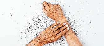 5 Ways Your Skin Is Telling You It Needs To Be Exfoliated