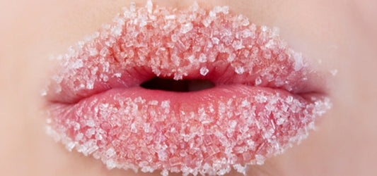 Here Are The Top 3 Ways To Avoid Dry, Chapped Lips This Fall